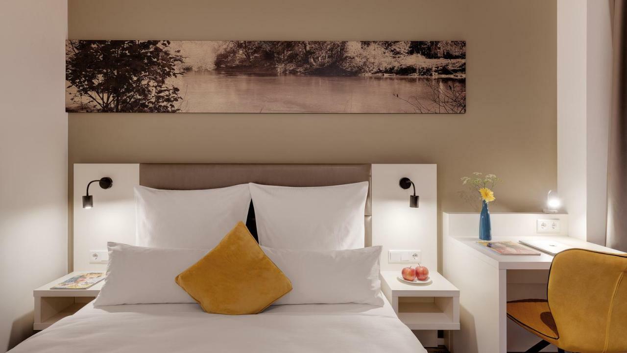Amper Art Hotel Fuerstenfeldbruck Extérieur photo